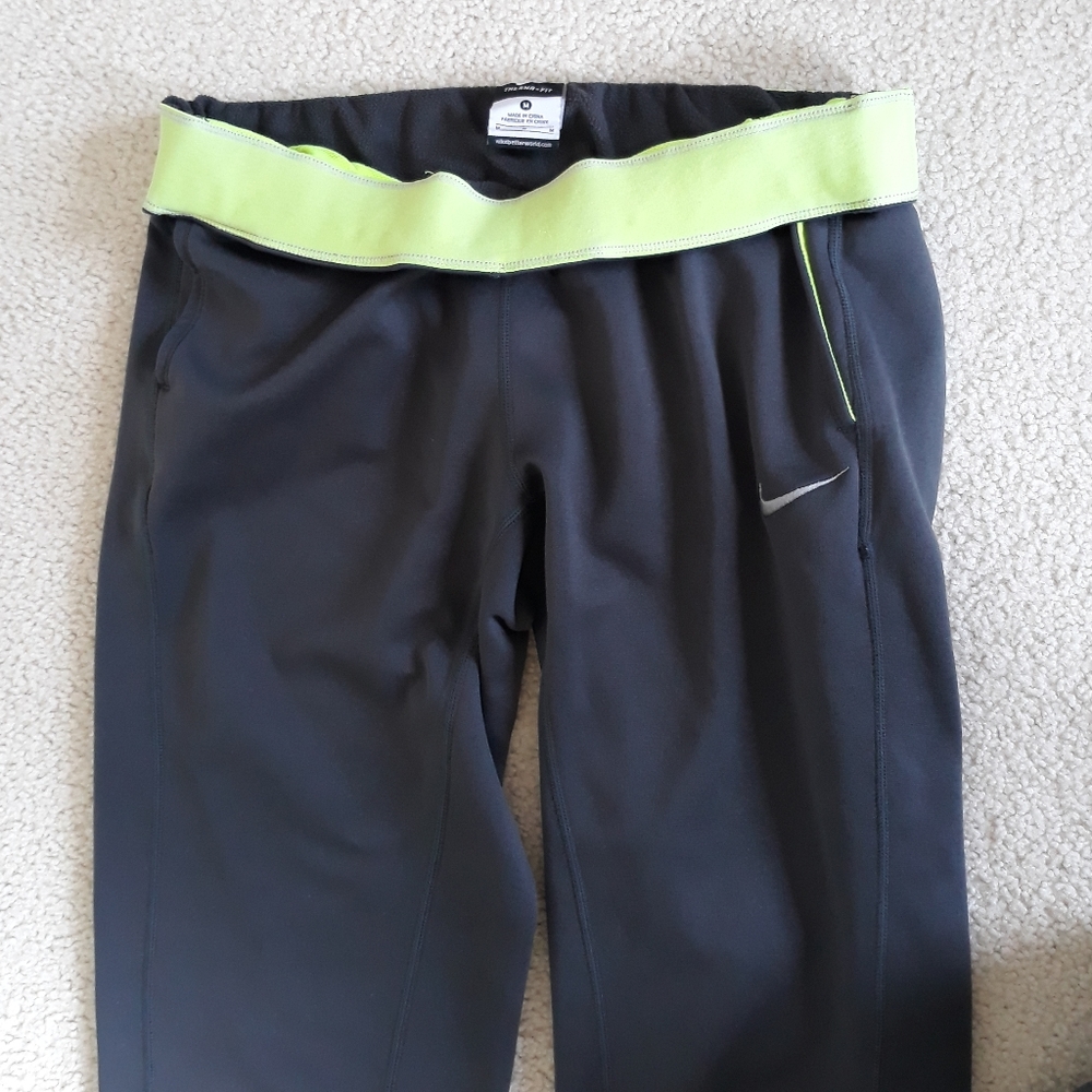 Nike Therma-Fit Sweatpants, Size M - Picture 4 of 8